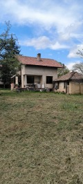 Продава КЪЩА, област Перник, с. Режанци • 90000 лв. • 23600709 — Holmes.bg