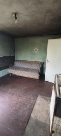 Продава КЪЩА, област Перник, с. Режанци • 90000 лв. • 23600709 — Holmes.bg