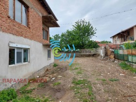 Hus Brestnik, region Plovdiv