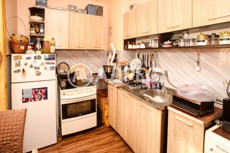 Till salu  1 sovrum Sofia , Borovo , 65 kvm | 76912075 - bild [14]