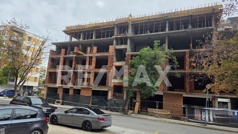 De vânzare  1 dormitor Plovdiv , Ciuciuc Parij , 72 mp | 61313724
