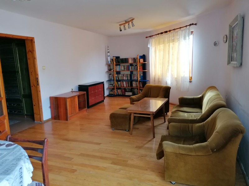 Продава  3-стаен, град Добрич, Център • 90 000 EUR • ID 98540103 — holmes.bg - [1] 