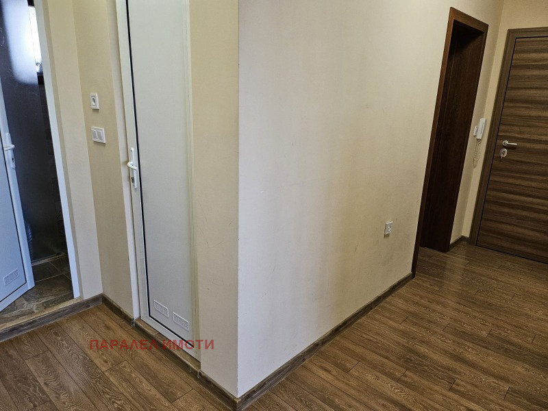 Продава  3-стаен град Пловдив , Остромила , 126 кв.м | 26702635 - изображение [6]