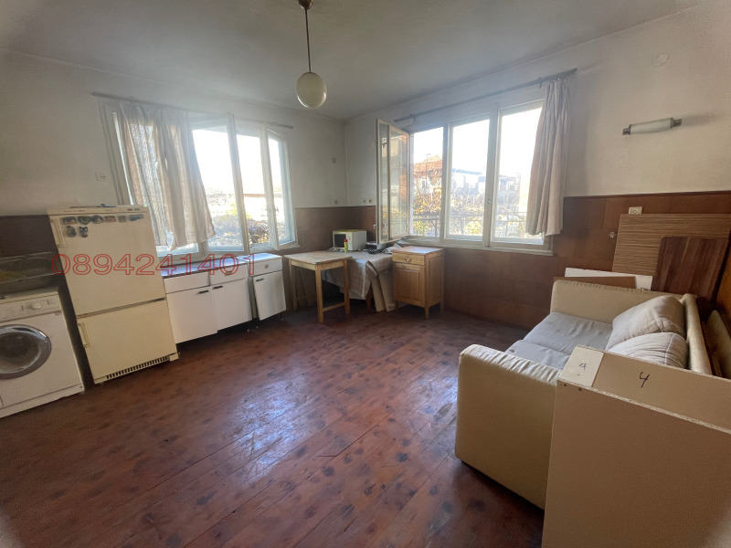 Продава ЕТАЖ ОТ КЪЩА, гр. Ботевград, област София област, снимка 6 - Етаж от къща - 52819035