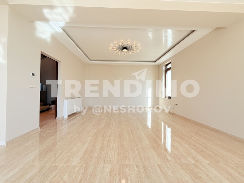 Myytävänä  Talo Sofia , Dobroslavtsi , 370 neliömetriä | 45019223 - kuva [2]