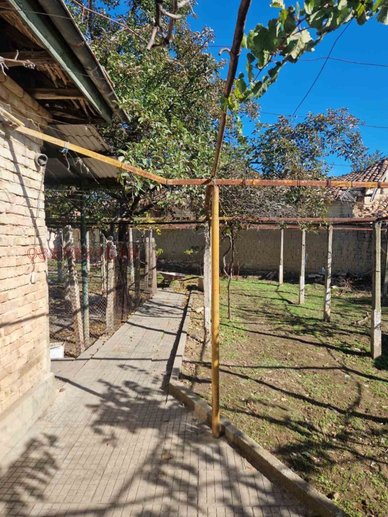 Продава КЪЩА, с. Салманово, област Шумен, снимка 8 - Къщи - 53037306