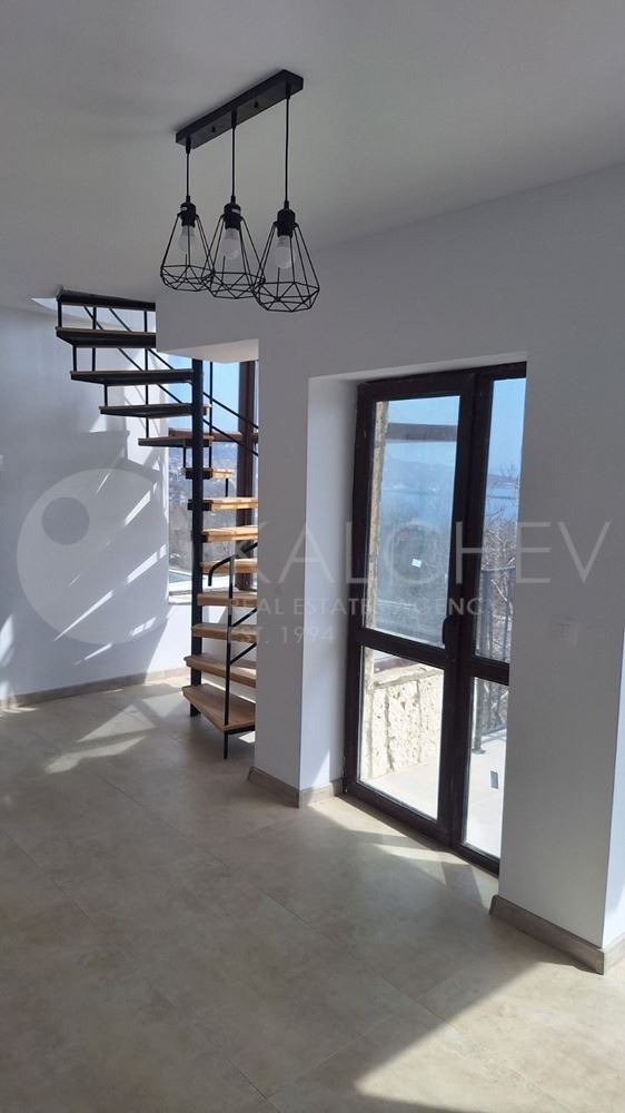 Продава КЪЩА, гр. Балчик, област Добрич, снимка 7 - Къщи - 54252459