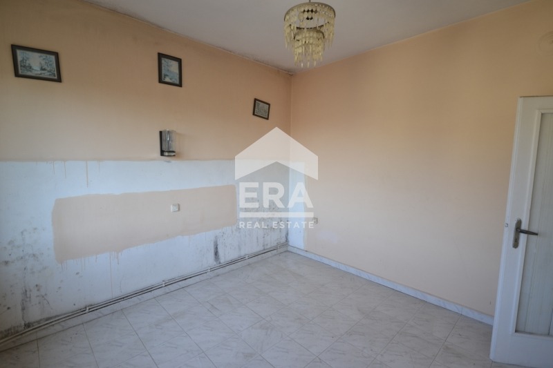 Продава КЪЩА, гр. Хасково, Младежки хълм, снимка 4 - Къщи - 55777850
