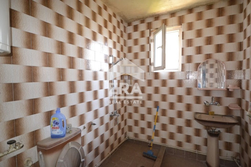 Продава КЪЩА, гр. Хасково, Младежки хълм, снимка 9 - Къщи - 55777850