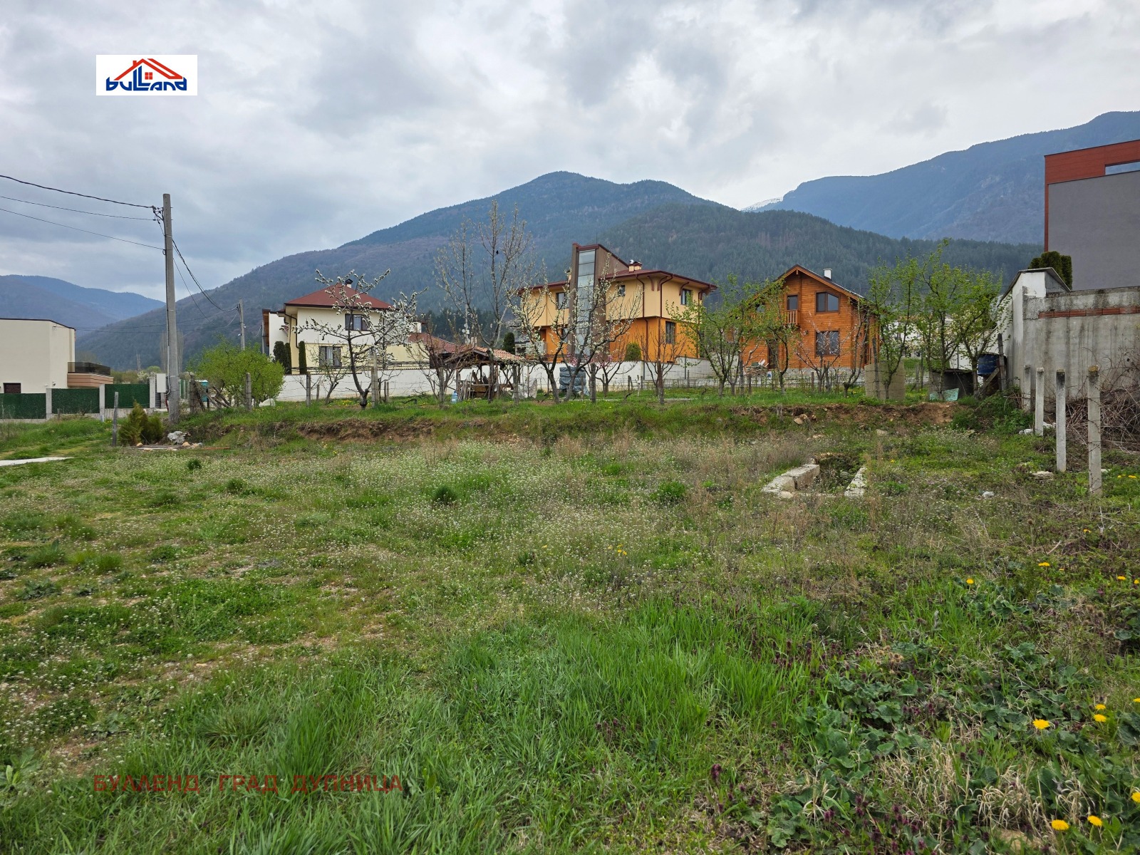 Продава КЪЩА, гр. Сапарева баня, област Кюстендил, снимка 3 - Къщи - 54211853