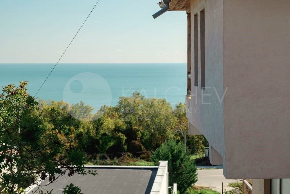 Продава КЪЩА, гр. Балчик, област Добрич, снимка 17 - Къщи - 54252459