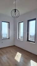 Продава КЪЩА, област Добрич, гр. Балчик • 240000 € / 469399.20 лв. • 68780443 8