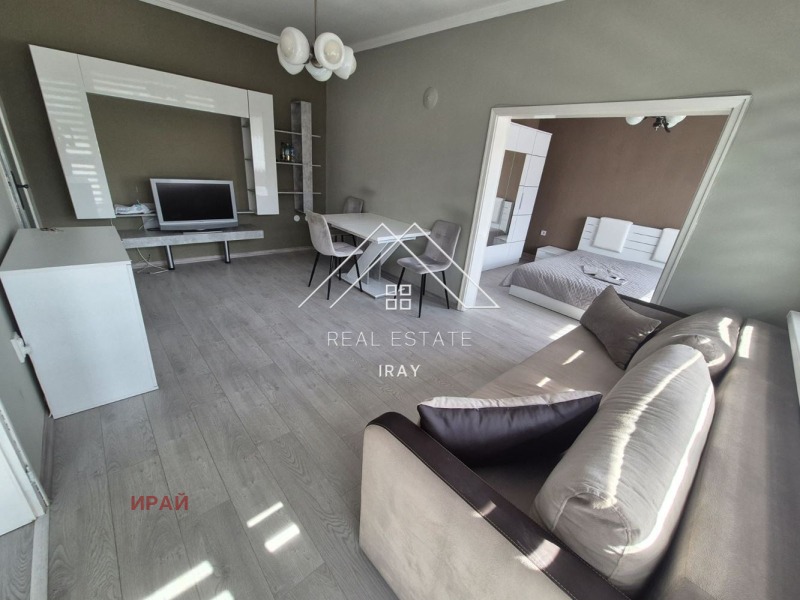 Продается  2 спальни Стара Загора , Център , 68 кв.м | 38922813