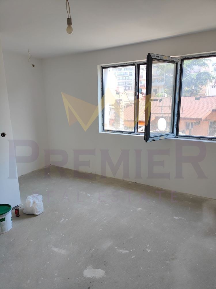 Продава 3-СТАЕН, гр. Варна, Погреби, снимка 4 - Апартаменти - 53703015