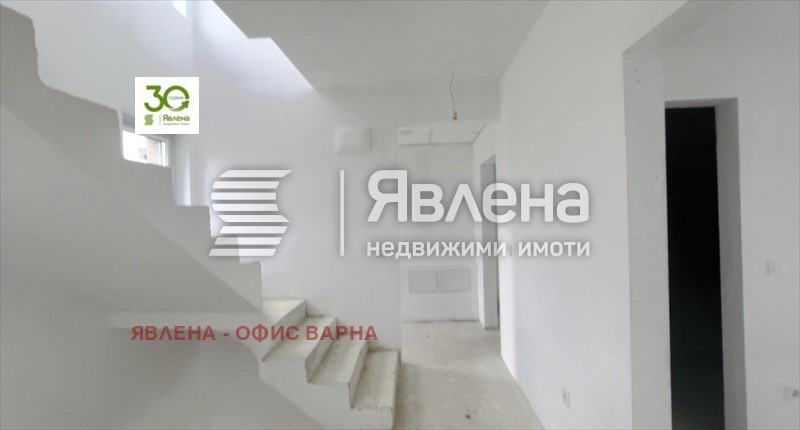 Продава КЪЩА, гр. Варна, м-т Долна Трака, снимка 3 - Къщи - 49171897