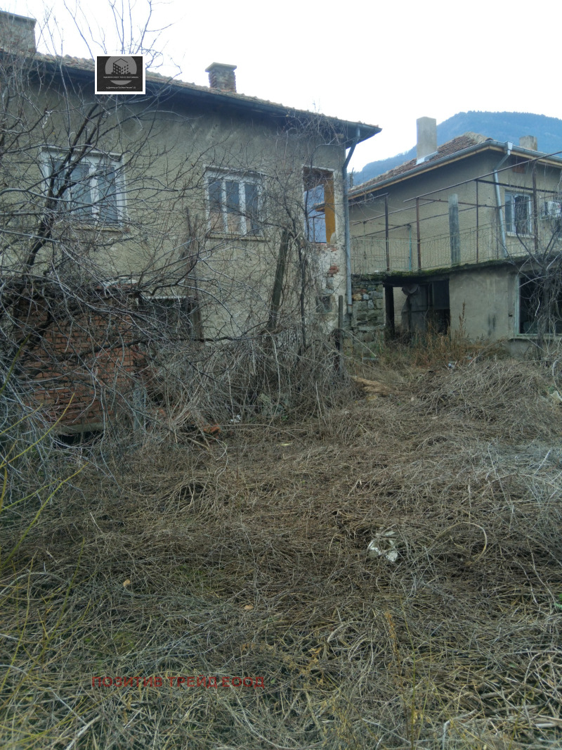 Продава КЪЩА, гр. Дупница, област Кюстендил, снимка 2 - Къщи - 52641801