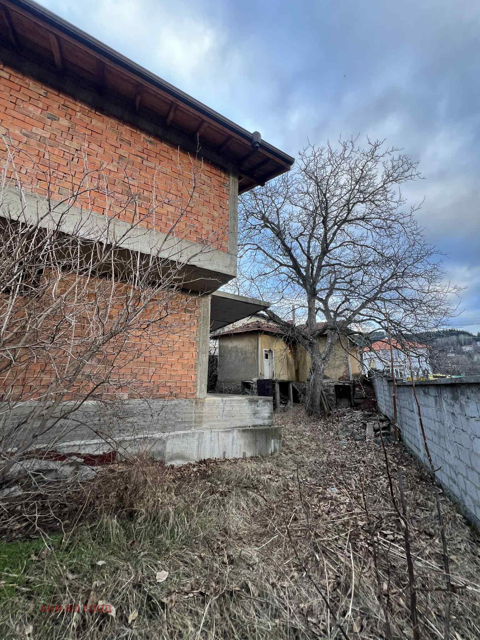 Продава КЪЩА, с. Кладница, област Перник, снимка 4 - Къщи - 53619410