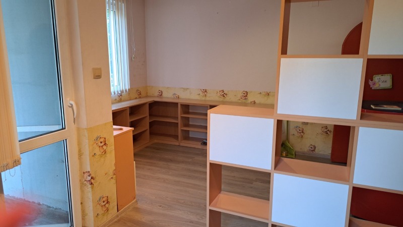 Myytävänä  2 makuuhuonetta Plovdiv , Kjutšuk Pariž , 90 neliömetriä | 32110262 - kuva [3]