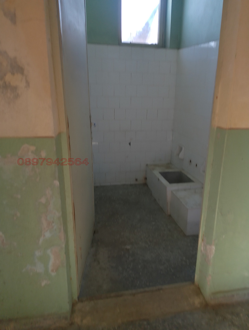 Продава КЪЩА, с. Средно градище, област Стара Загора, снимка 7 - Къщи - 52781444