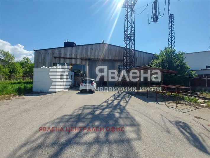 Продава СКЛАД, с. Яна, област София-град, снимка 2 - Складове - 48899602