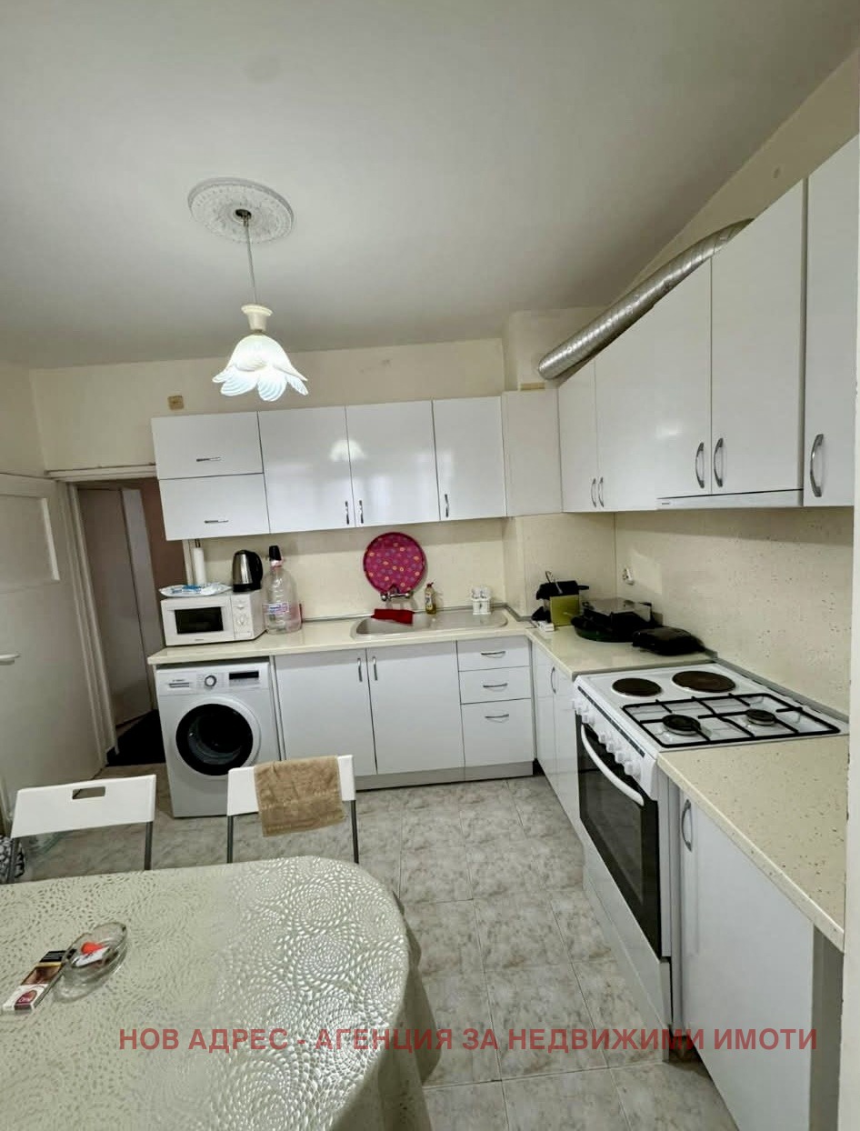 Продава 3-СТАЕН, гр. Търговище, Боровец, снимка 3 - Апартаменти - 53628789