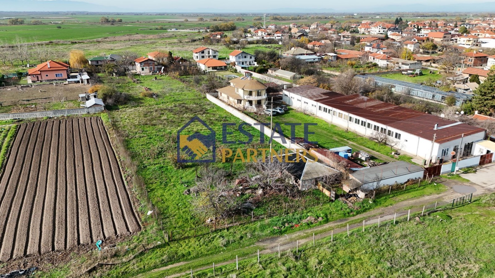 Продава ПАРЦЕЛ, с. Радиново, област Пловдив