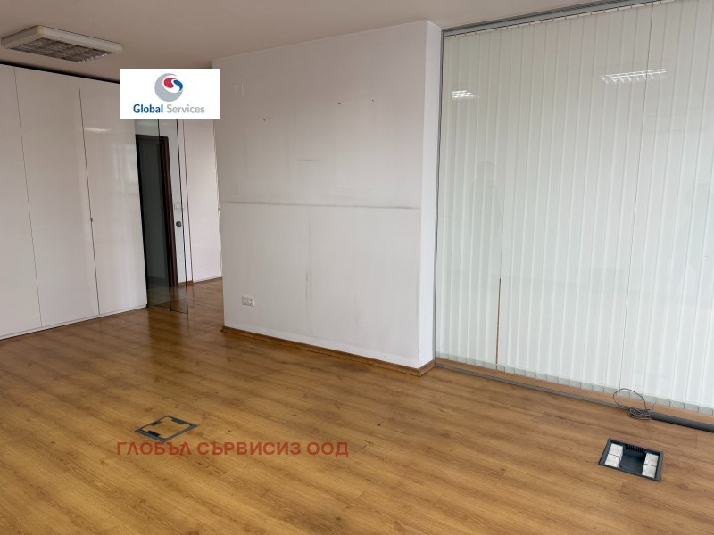 Продава 4-СТАЕН, гр. София, Медицинска академия, снимка 3 - Апартаменти - 53586548