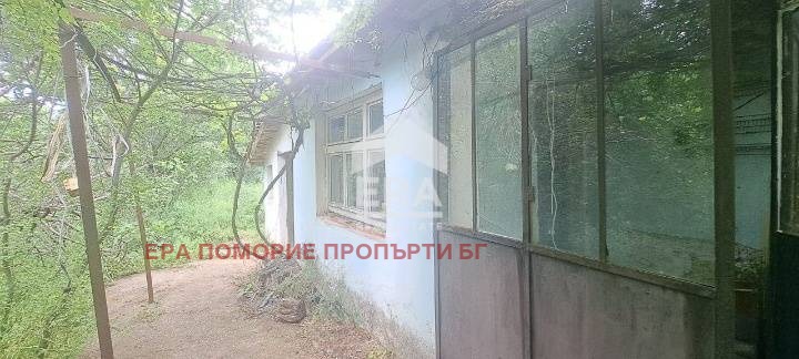 Продава КЪЩА, с. Подвис, област Бургас, снимка 2 - Къщи - 50721470