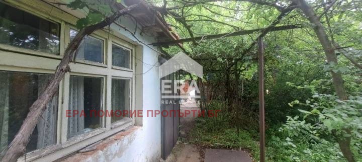 Продава КЪЩА, с. Подвис, област Бургас