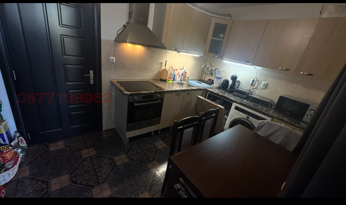 Продава 4-СТАЕН, гр. София, област София-град, снимка 5 - Апартаменти - 54141392