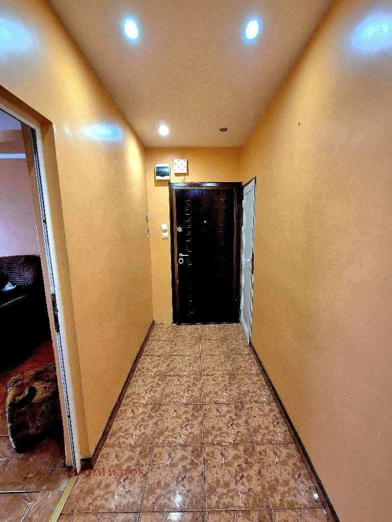 Продава 3-СТАЕН, гр. Перник, Изток, снимка 13 - Апартаменти - 52077879