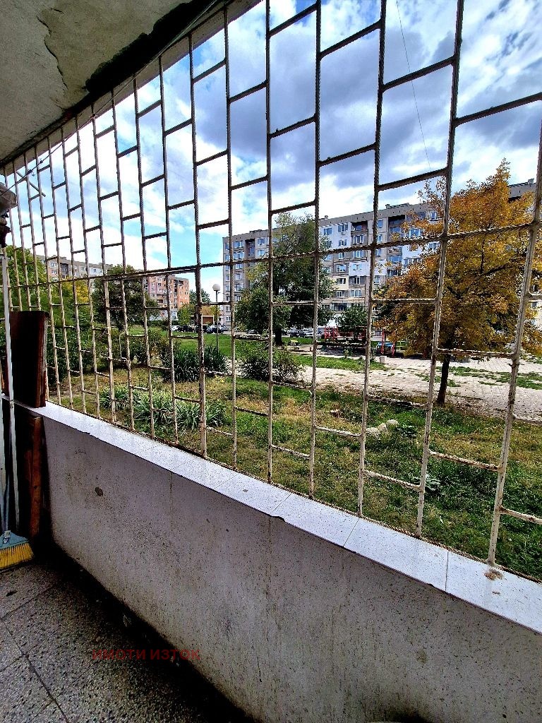 Продава 3-СТАЕН, гр. Перник, Изток, снимка 14 - Апартаменти - 52077879