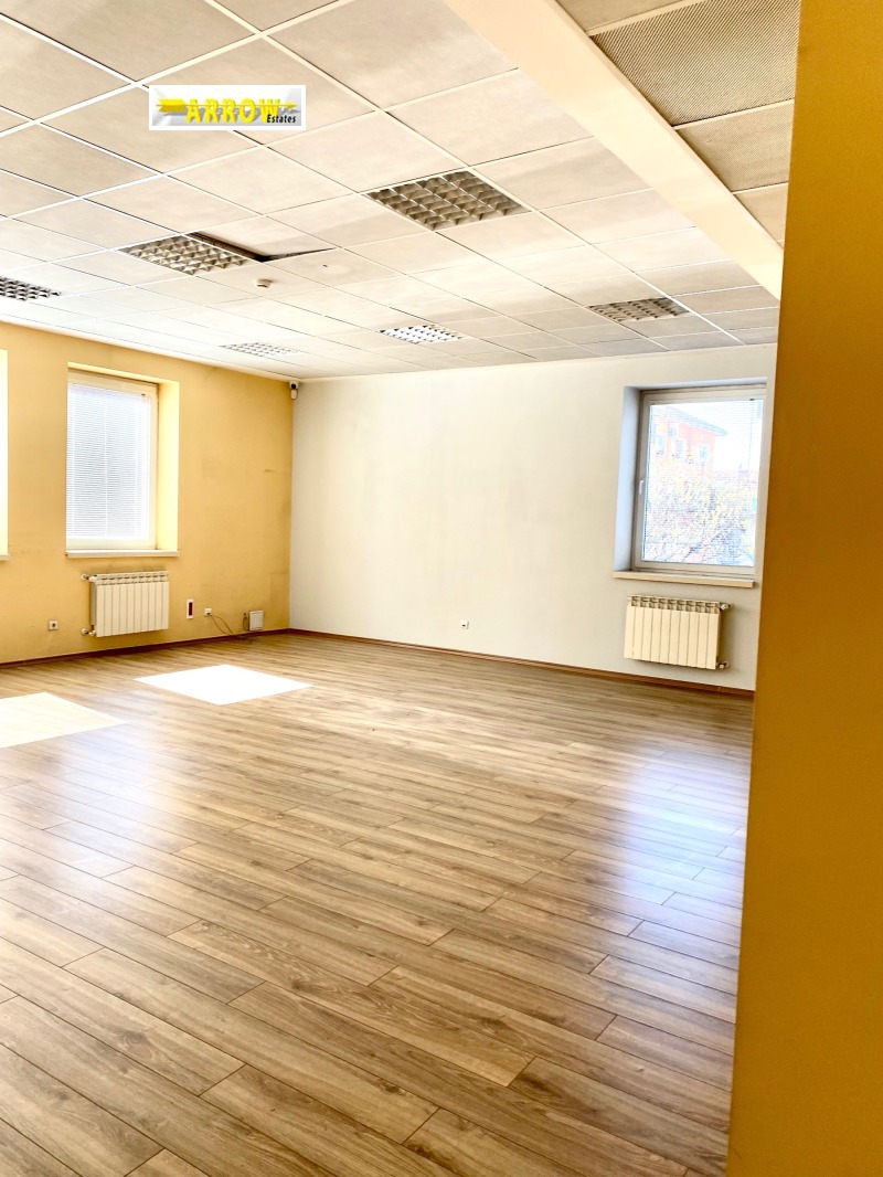 Na prodej  Kancelář Sofia , Centar , 3500 m2 | 36159032 - obraz [2]