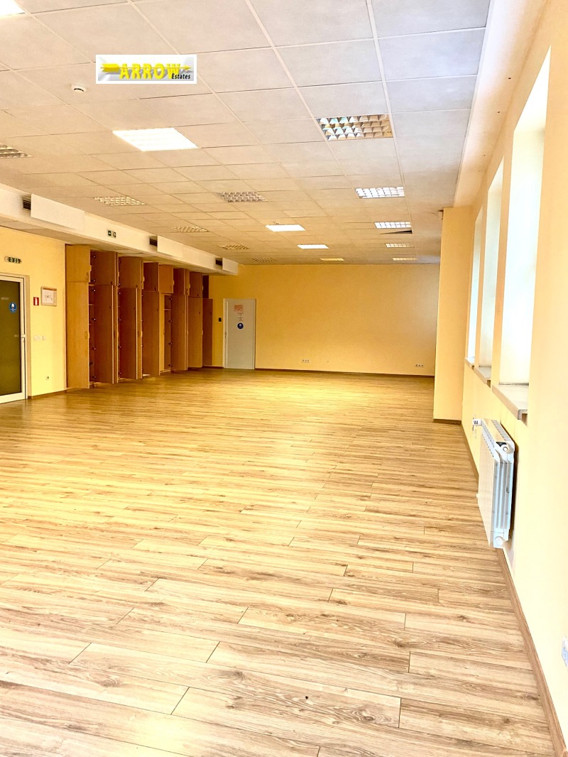 Na sprzedaż  Biuro Sofia , Centar , 3500 mkw | 36159032 - obraz [9]