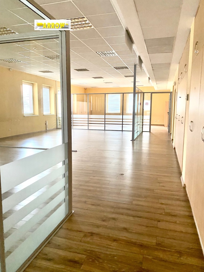 Na prodej  Kancelář Sofia , Centar , 3500 m2 | 36159032 - obraz [14]