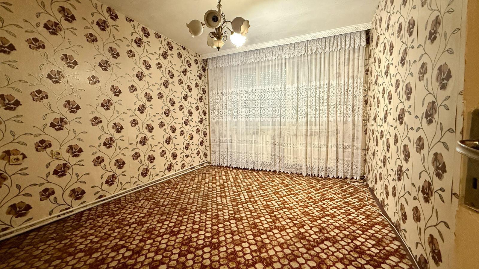 Продава МНОГОСТАЕН, гр. Харманли, област Хасково, снимка 2 - Апартаменти - 52724724