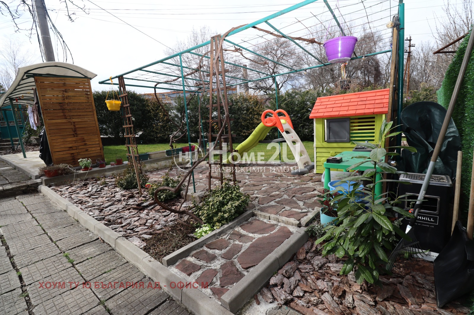 Продава ЕТАЖ ОТ КЪЩА, гр. София, Карпузица, снимка 2 - Етаж от къща - 53788627