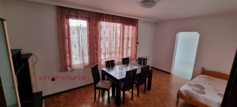 Продава 3-СТАЕН в град Бургас, Възраждане - 100 кв.м / 175 000 € » 342 270.25 лв., АРТПРОПЪРТИ