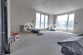 Продава  3-стаен, град София