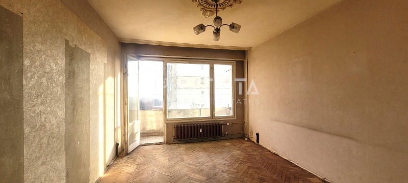 Продава 3-СТАЕН, гр. София, Света Троица, снимка 2 - Апартаменти - 52859638