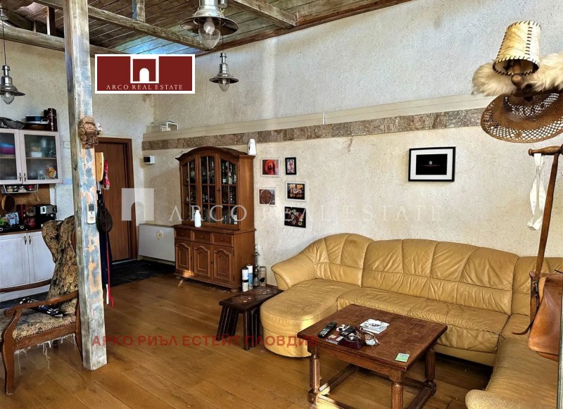 Продава  Къща област Пазарджик , с. Левски , 204 кв.м | 41256800 - изображение [3]