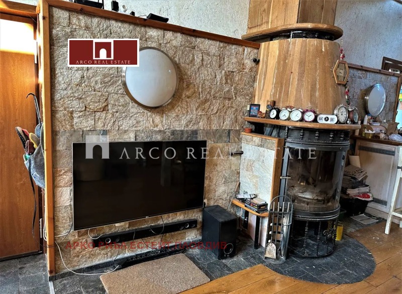 Продава  Къща област Пазарджик , с. Левски , 204 кв.м | 41256800 - изображение [2]