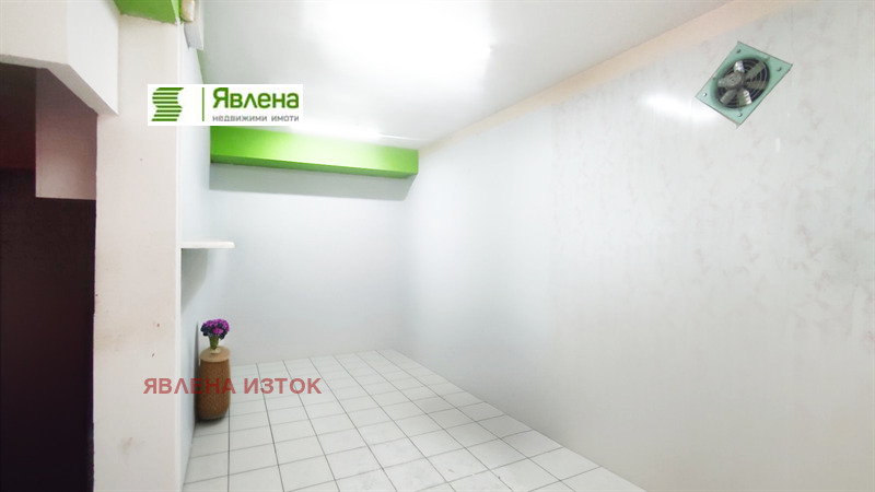 Продава  Магазин град София , Иван Вазов , 47 кв.м | 75153987