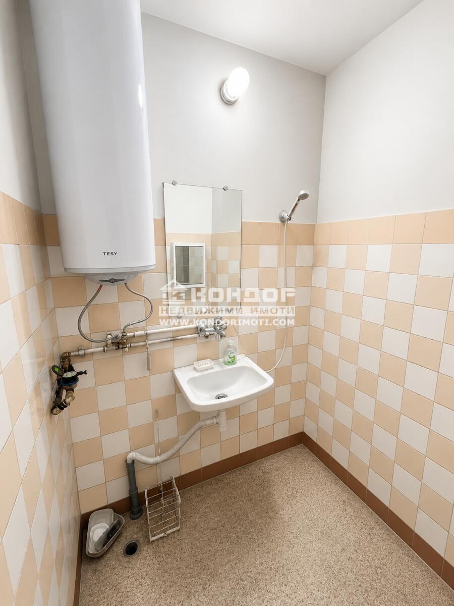 Продава 2-СТАЕН, гр. Пловдив, Кючук Париж, снимка 3 - Апартаменти - 54589760