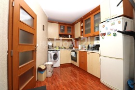 1 quarto Tolstoi, Sofia