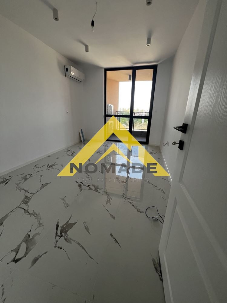 For Sale  3 bedroom Plovdiv , Hristo Smirnenski , 139 sq.m | 34430887 - image [2]