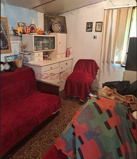 Продава КЪЩА, с. Поцърненци, област Перник, снимка 15 - Къщи - 52780161