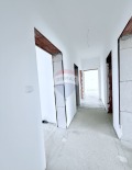 Продава КЪЩА, област Добрич, с. Соколово • 175000 € / 342270.25 лв. • 53349215 15