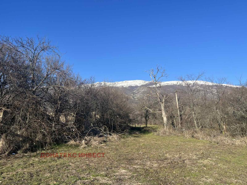 Продава ПАРЦЕЛ в област Пловдив, гр. Карлово - 872 кв.м / 23 008.13 € » 45 000 лв., ДОНАТЕКС ИНВЕСТ