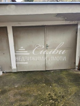 Zu verkaufen Garage